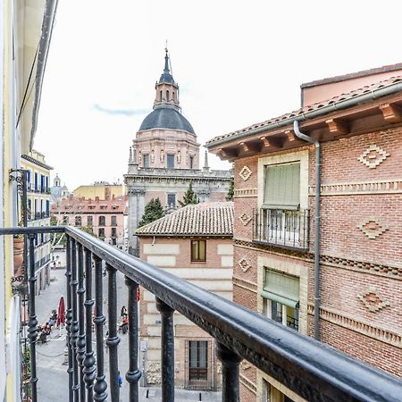 Apartamento En Cava Baja Apartman Madrid Kültér fotó