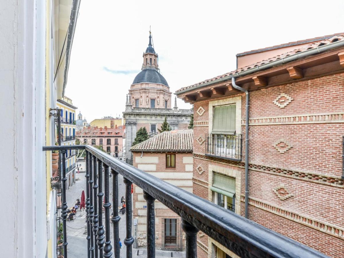 Apartamento En Cava Baja Apartman Madrid Kültér fotó