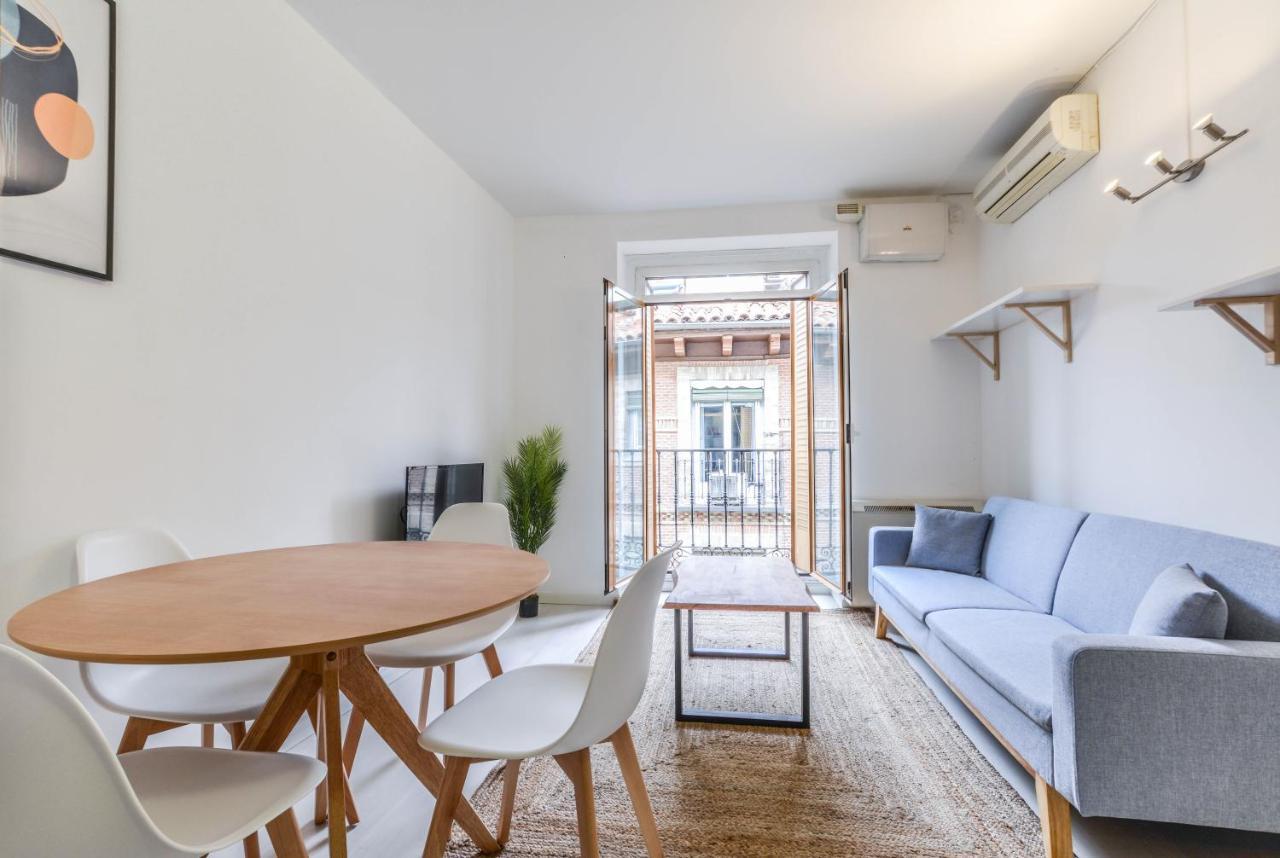 Apartamento En Cava Baja Apartman Madrid Kültér fotó